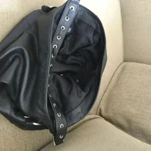 Kenneth Cole Shoulder Bag - Picture 3 of 9